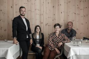 aktiv and familienhotel adlernest