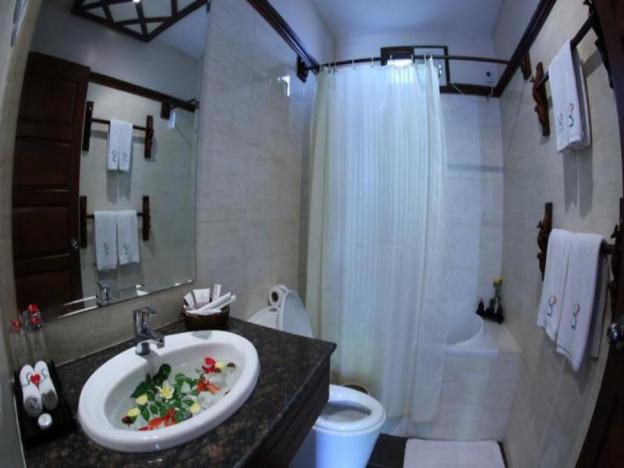 shwe yee pwint hotel