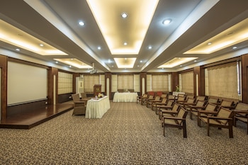 shwe yee pwint hotel