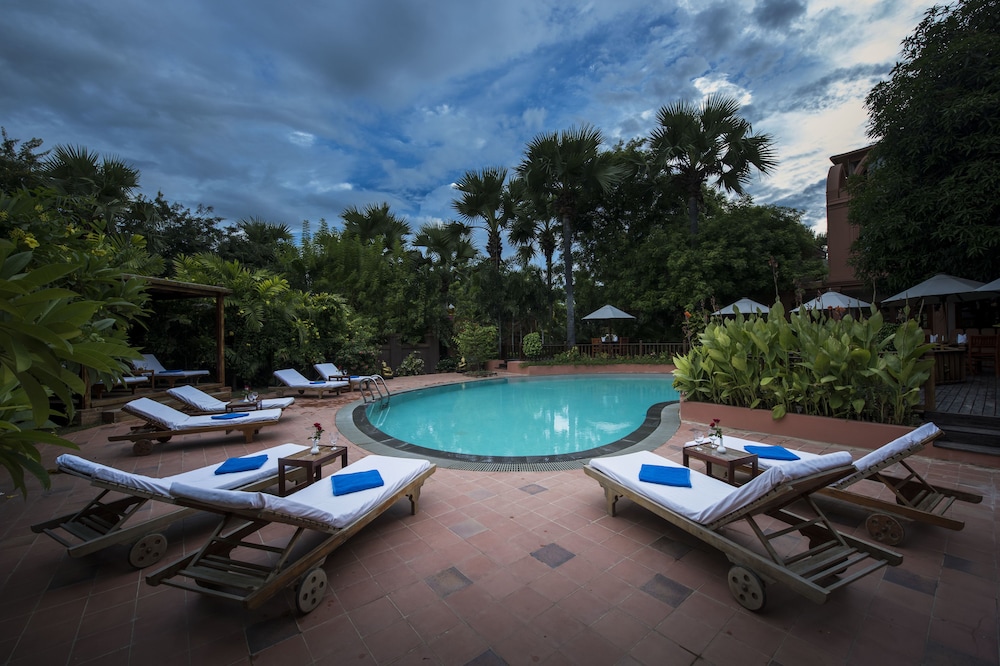 shwe yee pwint hotel