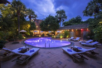 shwe yee pwint hotel