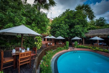 shwe yee pwint hotel