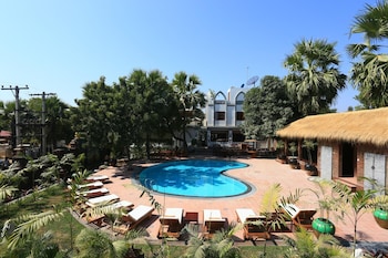 shwe yee pwint hotel