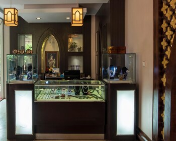 shwe yee pwint hotel