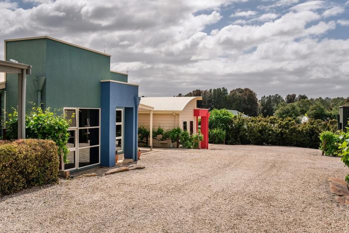 mclaren vale studio apartments