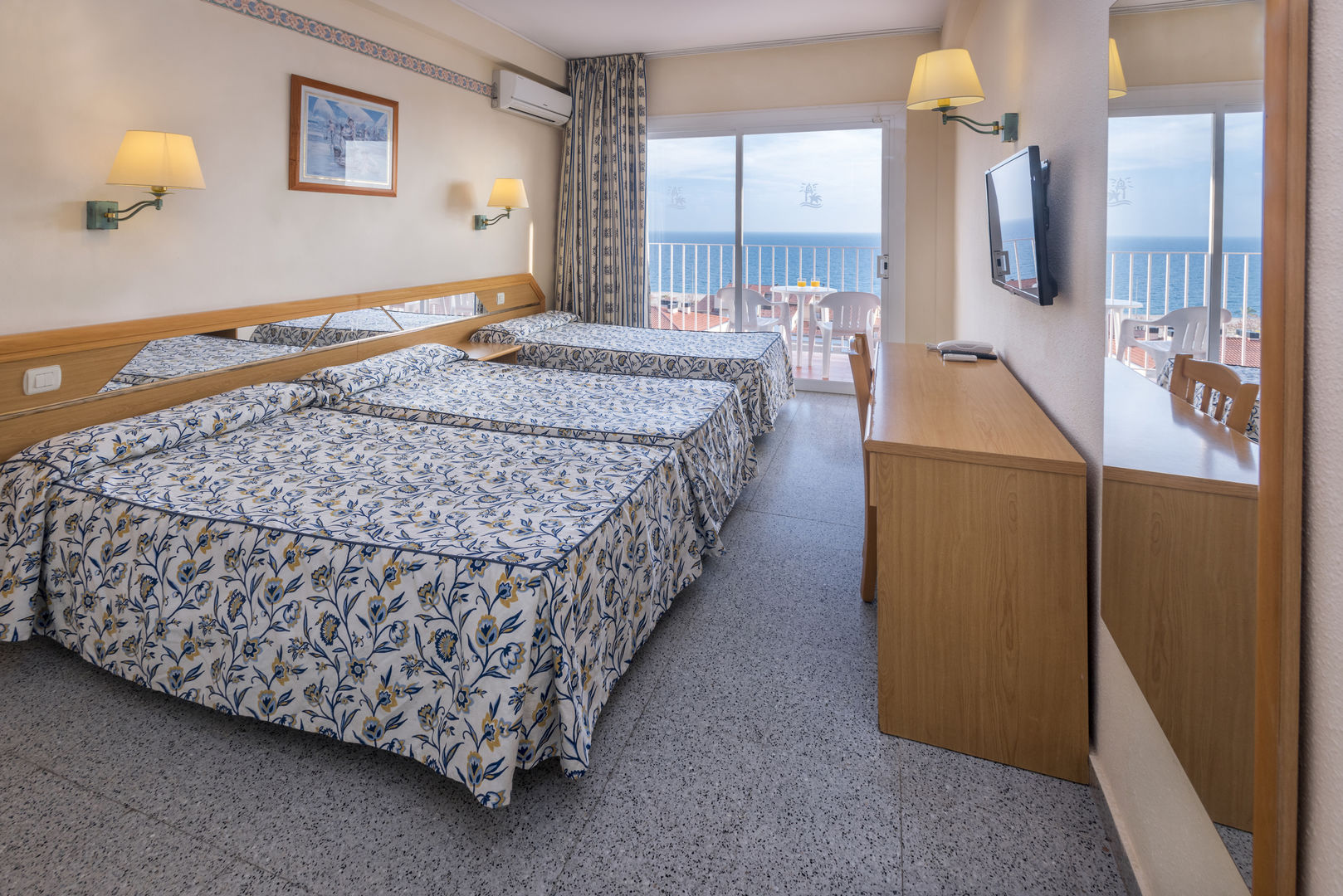 hotel checkin catalonia