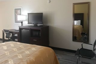Quality Inn & Suites Near Downtown Mesa,Maricopa County>>Gilbert,3 star