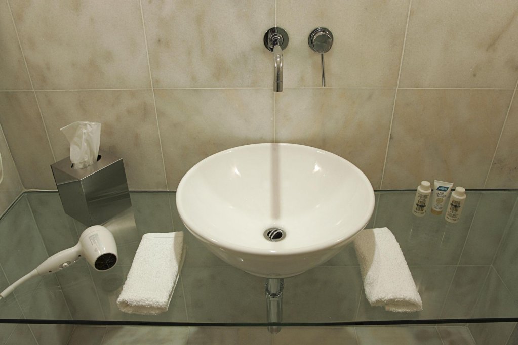 nassau suite south beach an all suites hotel