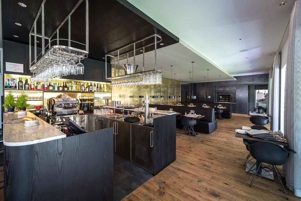 chatonneyre hotel and restaurant