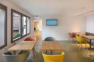 youth hostel montreux