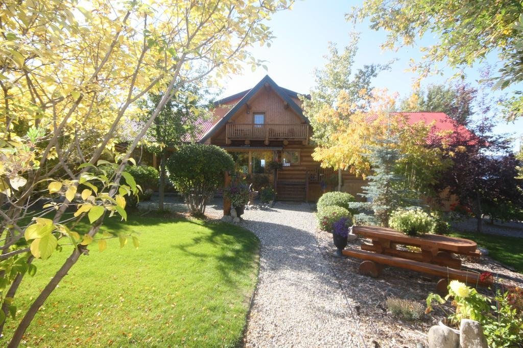 Inn On The Lake,Marsh Lake>>Jakes Corner,4 star