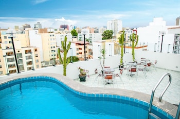 embajadores hotel
