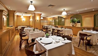 altis grand hotel