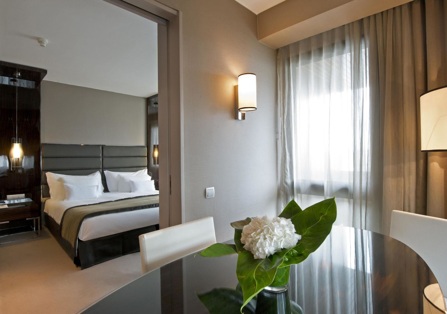 altis grand hotel