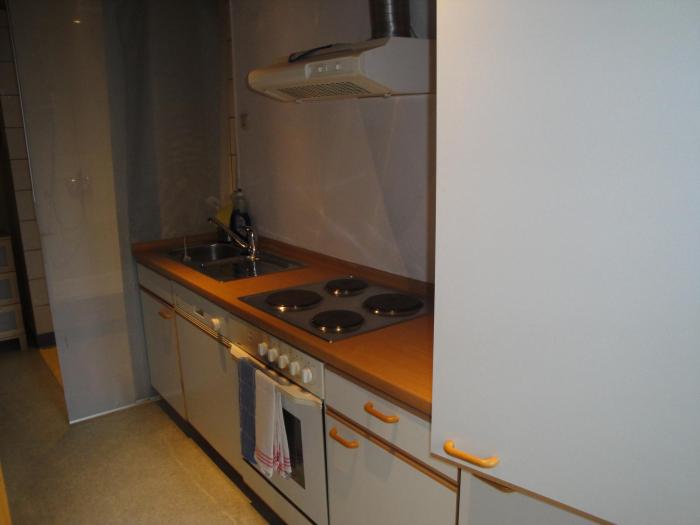 bed and kitchen burgau