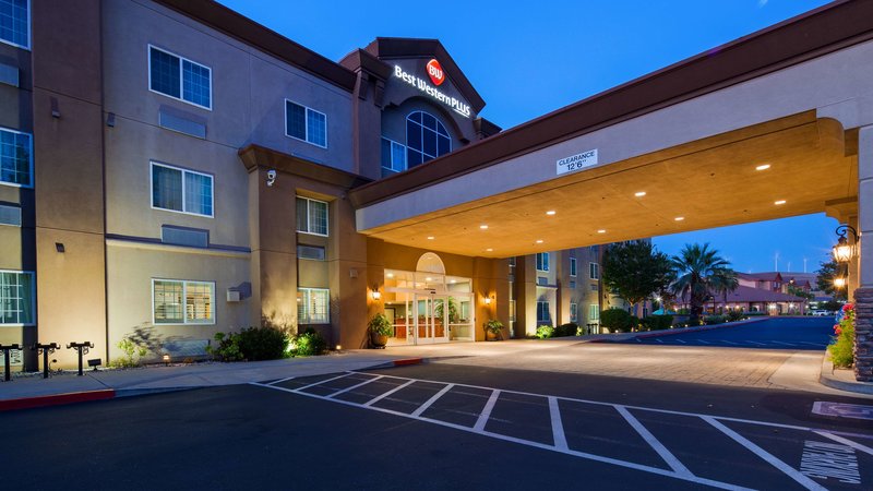 Best Western Plus Vineyard Inn