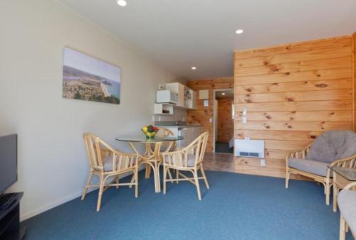 pauanui pines motor lodge