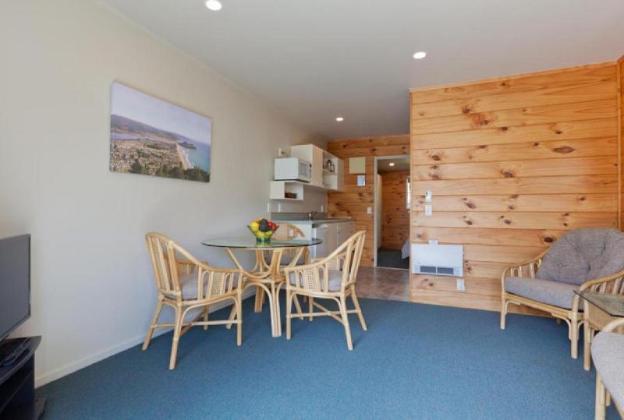 pauanui pines motor lodge