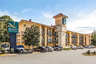 Quality Inn & Suites Airport,Charlotte Douglas International Airport>>Charlotte,3 star