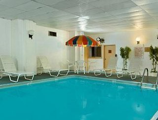 Comfort Inn Philadelphia International Airport West,Delaware>>Chester,3 star