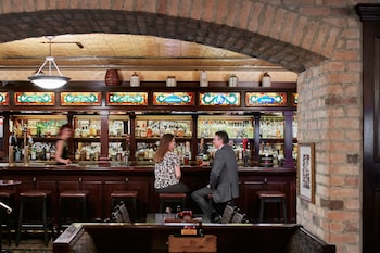 central loop hotel