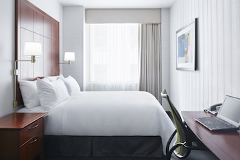 central loop hotel
