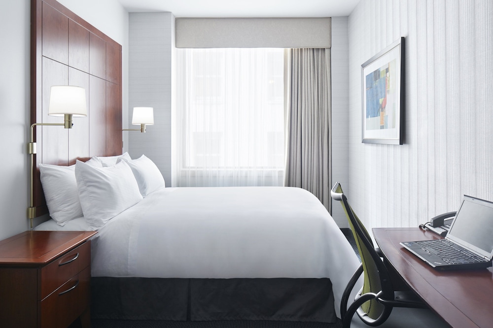 central loop hotel