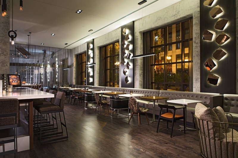 renaissance chicago downtown hotel