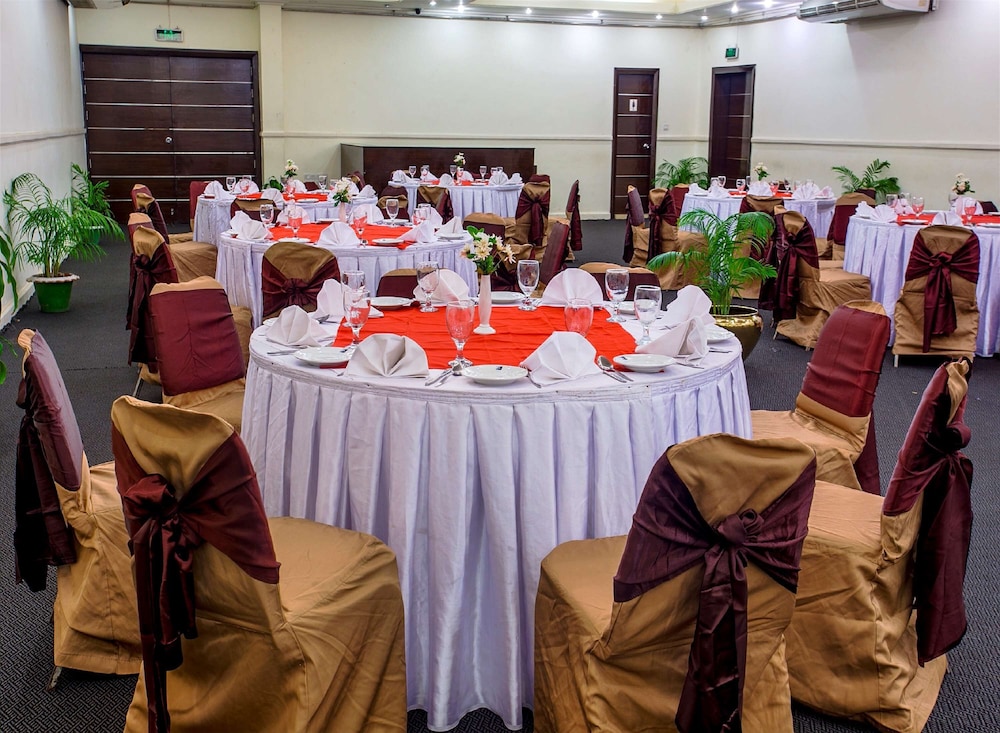 hotel agrabad