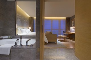 The Westin Chongqing Liberation Square,Yuzhong>>Chongqing,4.5 star