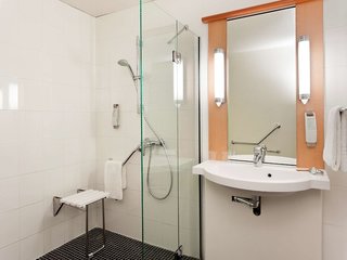 bandb hotel marseille prado parc des expositions