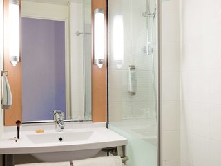 bandb hotel marseille prado parc des expositions