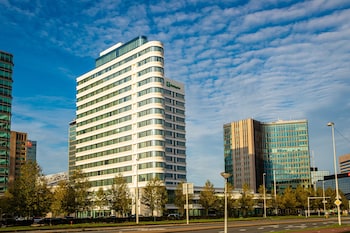 holiday inn express amsterdam arena towers by ihg