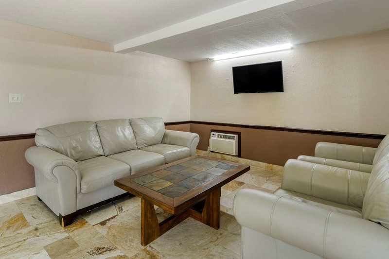 rodeway inn clearwater dunedin