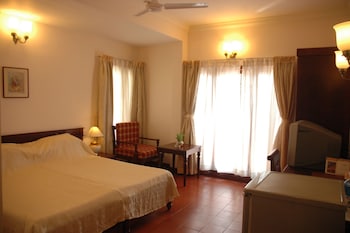hotel arches