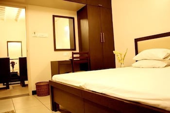 hotel arches