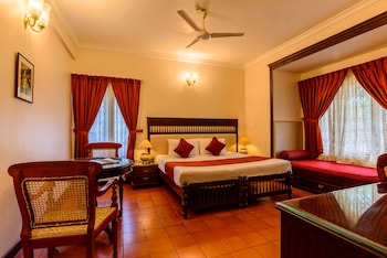 hotel arches