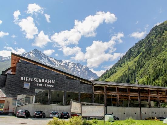 alpinhotel zirbenhof