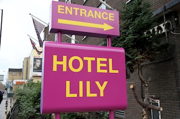 hotel lily