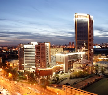 renaissance moscow monarch centre hotel