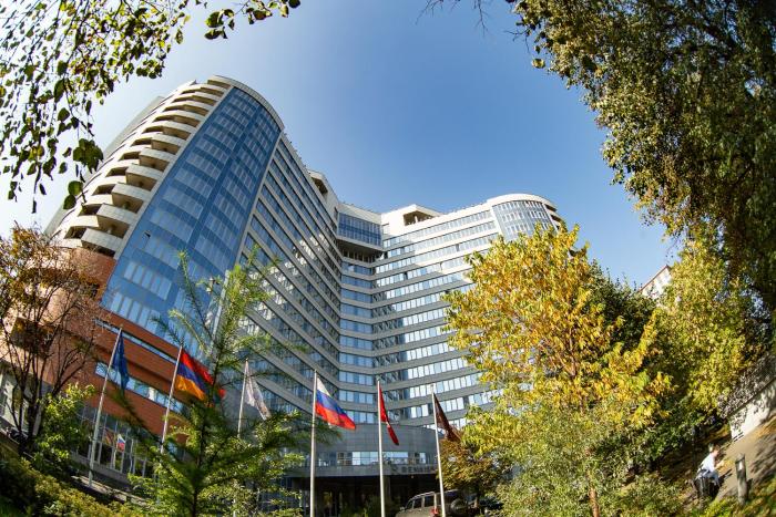 renaissance moscow monarch centre hotel