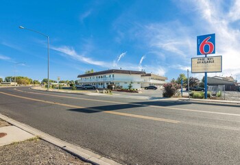 motel 6 moses lake wa