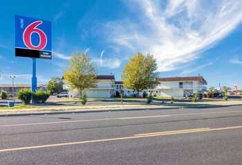 motel 6 moses lake wa