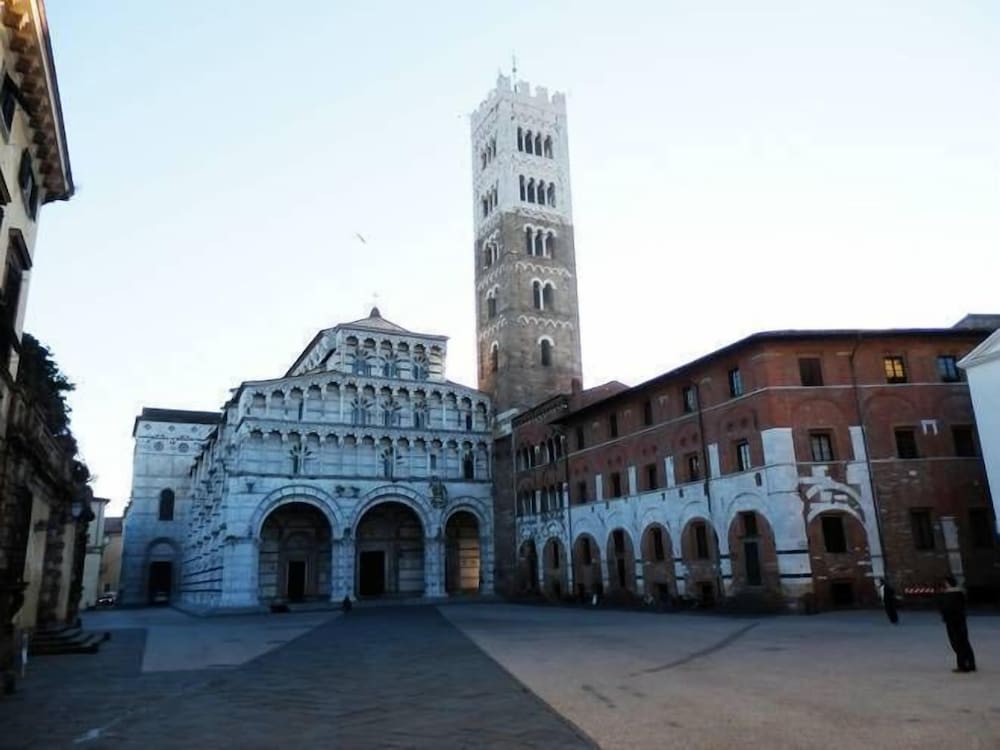 lucca