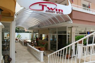 twin apart hotel