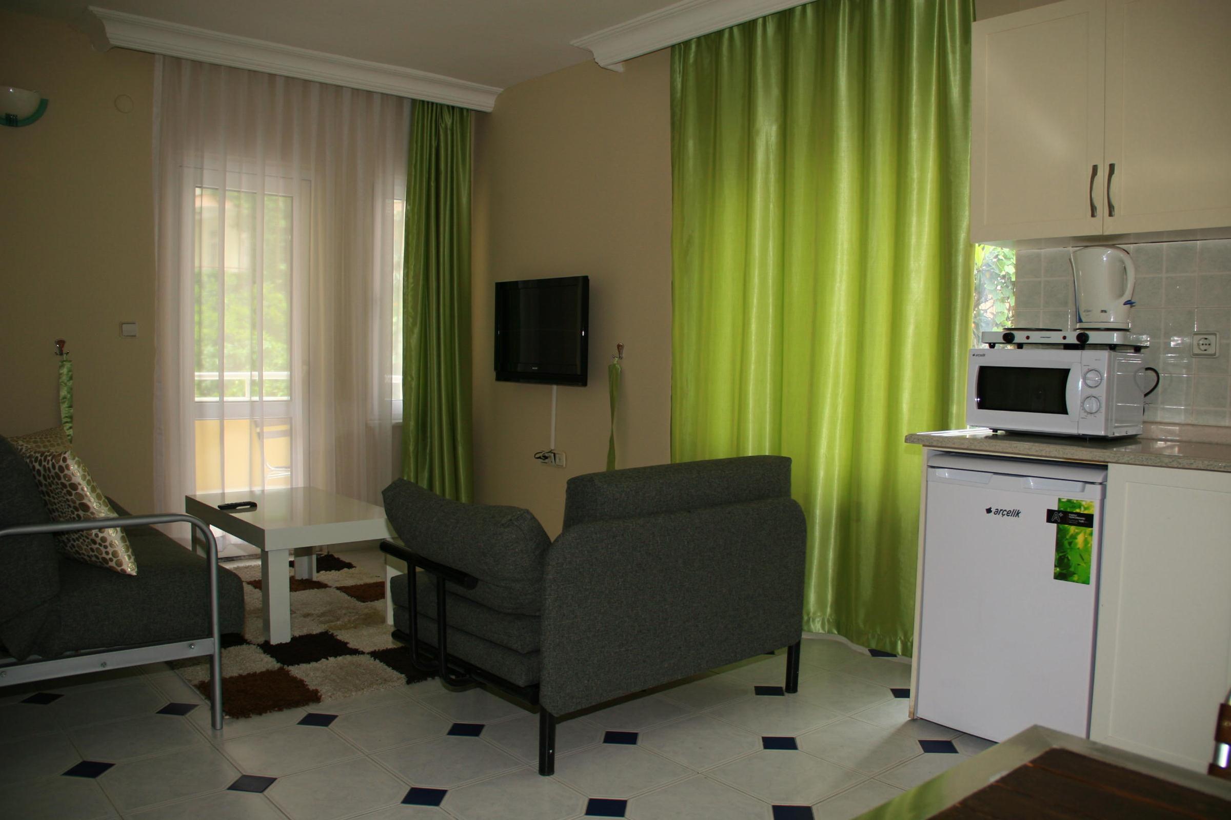 twin apart hotel