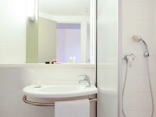 ibis budget tarbes