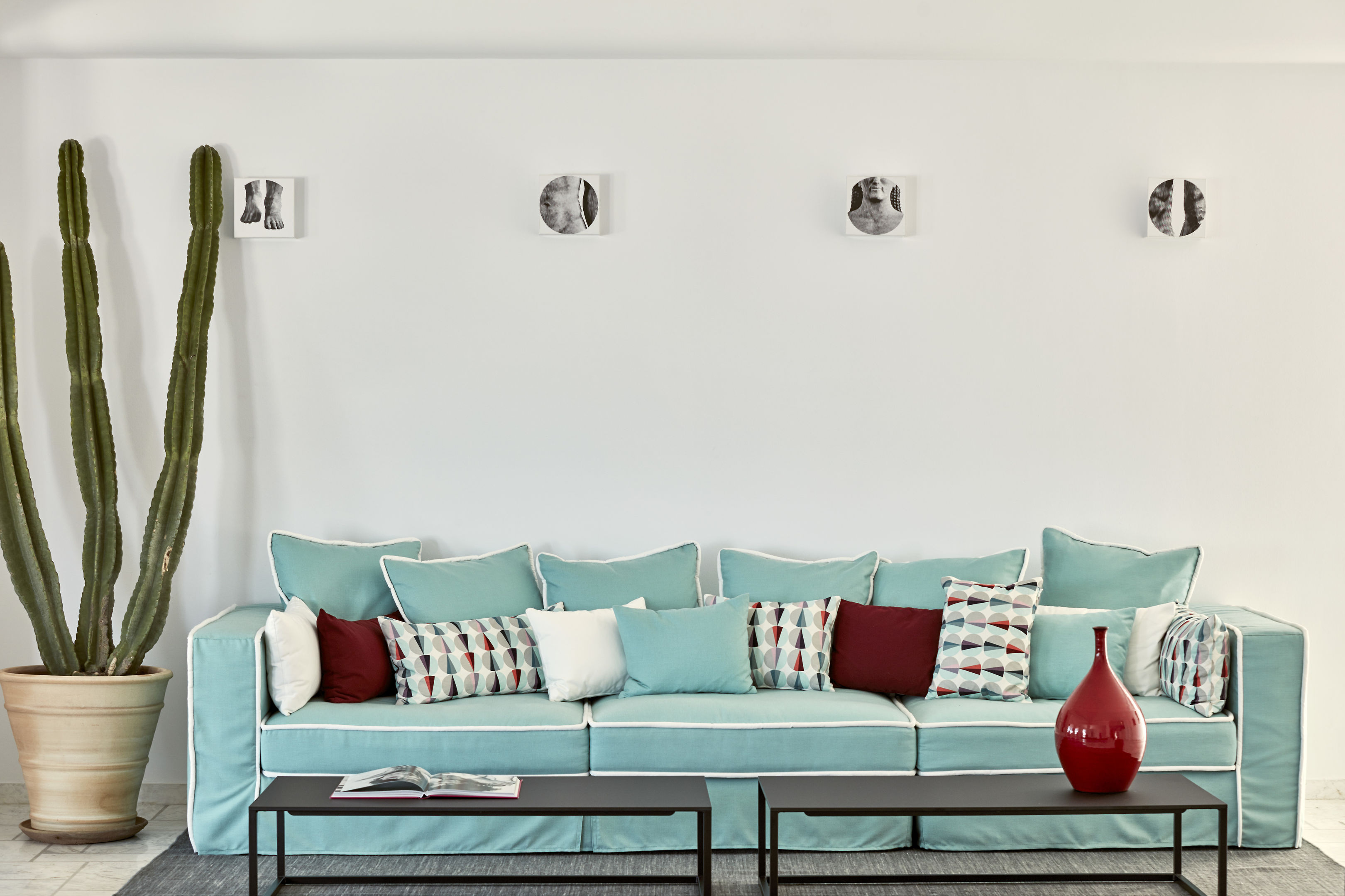 kouros hotel and suites