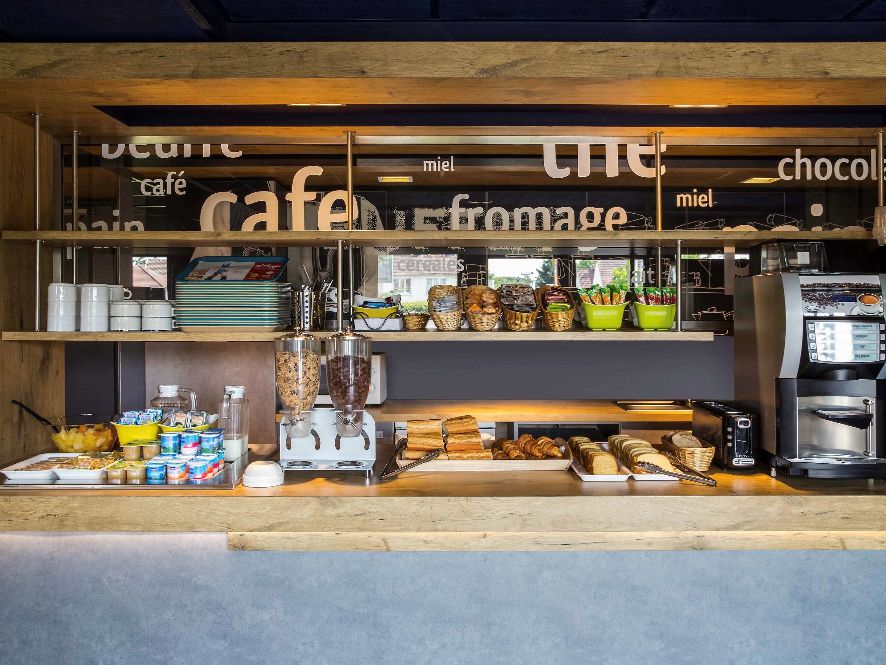 ibis budget versailles chateau saint cyr