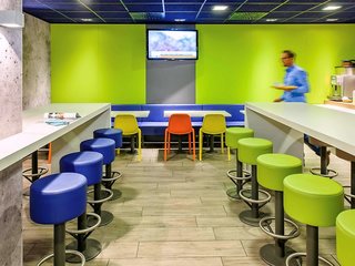 Ibis Budget Versailles Chateau Saint Cyr,Bois-D'arcy>>Aulnay-Sous-Bois,2 star